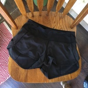 Lululemon black shorts